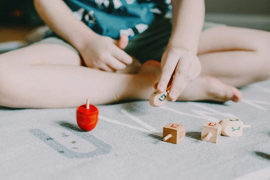 play the dreidel game
