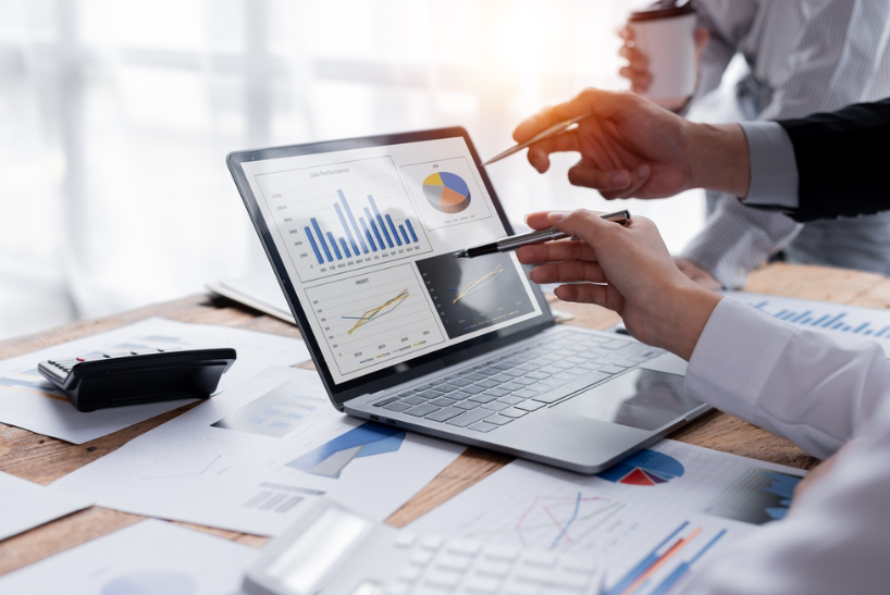 How Certified Public Accountants Help Businesses Manage Risk